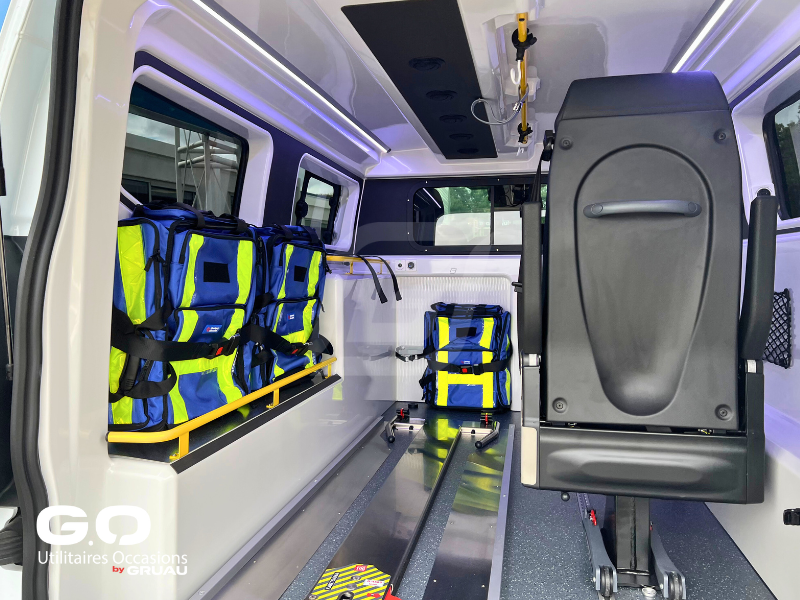Ambulance Ford Transit A1 First - Ambulance A1 gruau occasions (6)