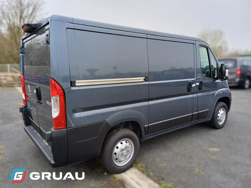 BOXER FOURGON TOLE L1 H1 3.3T 140 BLUE HDI S&S BVM6 (5)