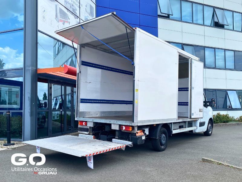 Caisse Renault Master avec hayon (17)