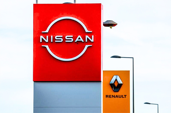 Enseignes NISSAN et RENAULT - Gruau Occasions