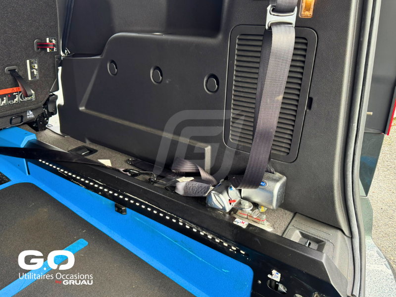 Ford Grand Tourneo Connect TPMR - Véhicule TPMR occasion voiture handicapé  (16)