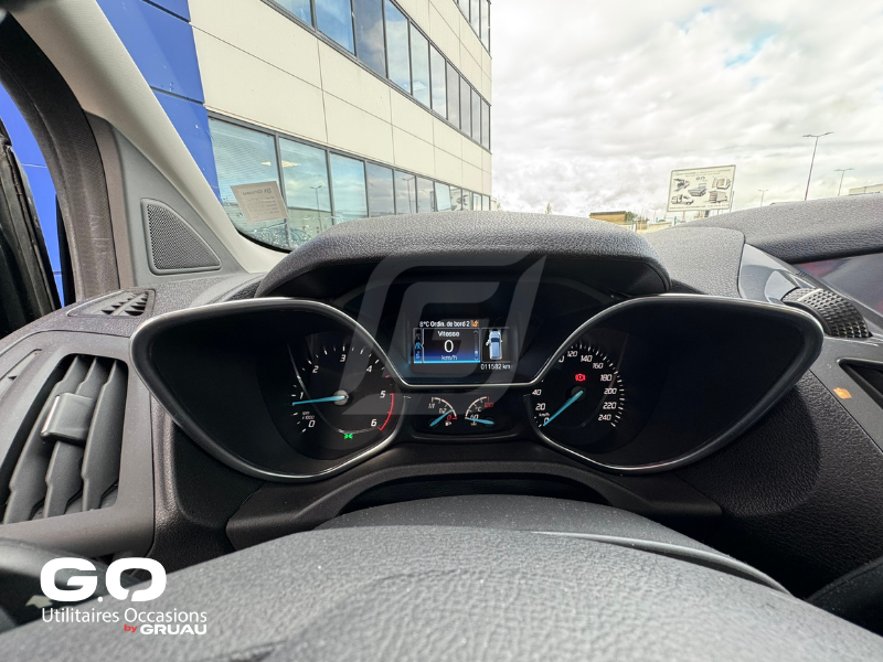 Ford Grand Tourneo Connect TPMR - Véhicule TPMR occasion voiture handicapé  (25)