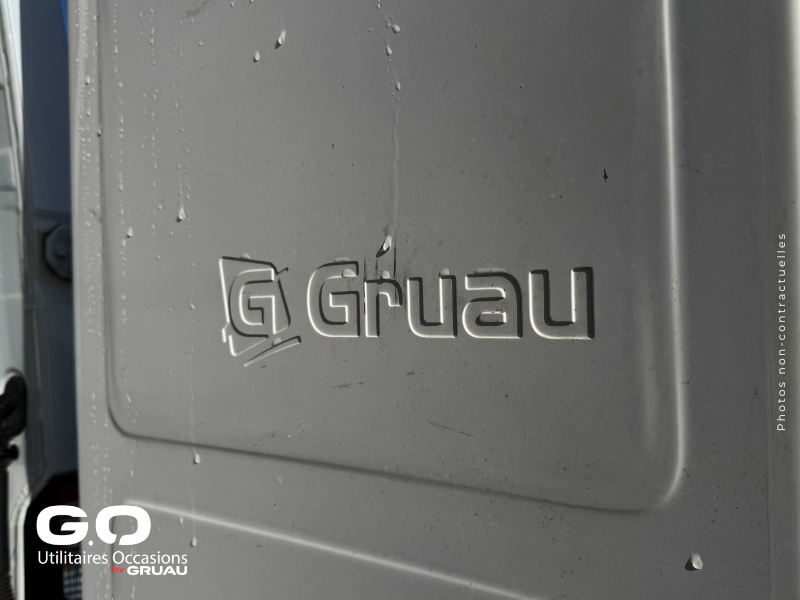 Fourgon frigo occasion Nissan Interstar Gruau Occasions (17)