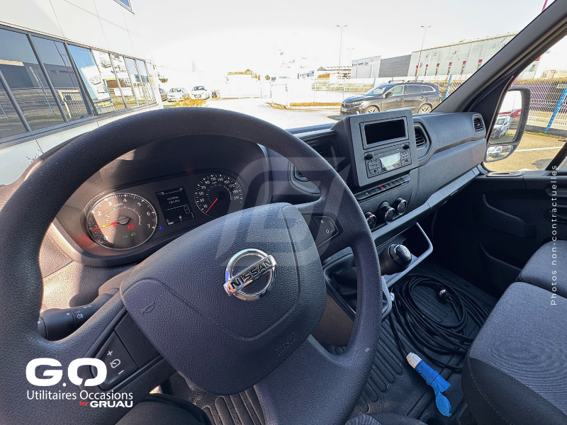 Fourgon frigo occasion Nissan Interstar Gruau Occasions (27)