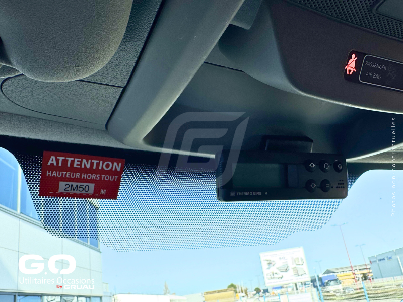 Fourgon frigo occasion Nissan Interstar Gruau Occasions (30)