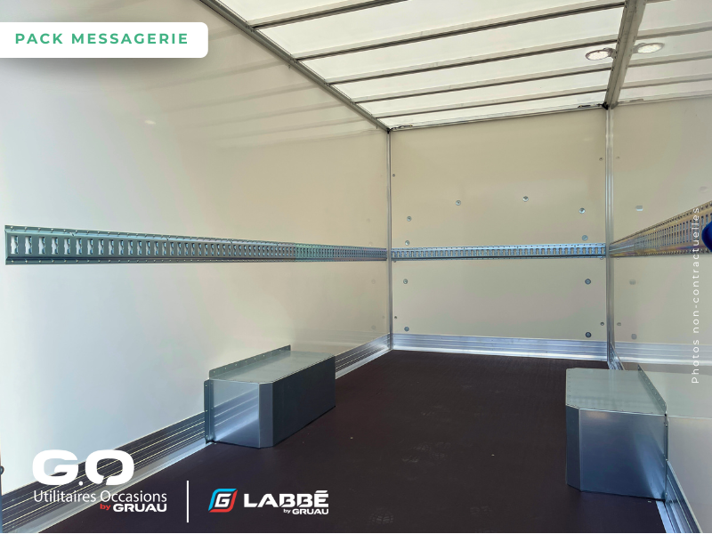 Fourgon Grand volume 20m³ occasion - Camion caisse 20m³ (8)