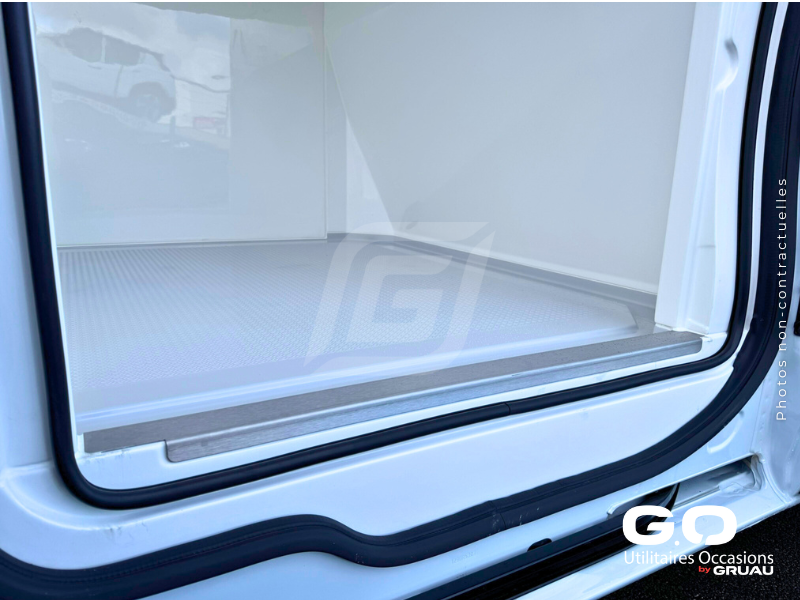 Fourgons frigorifiques occasions - Renault trafic frigo iso gruau  (7)