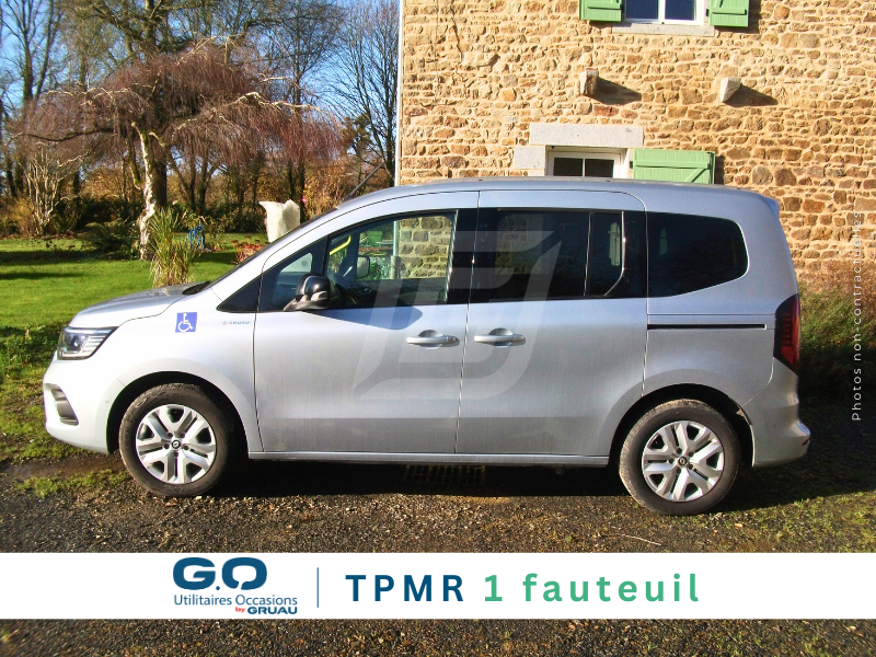 Kangoo TPMR Occasion 1 fauteuil - véhicule tpmr individuel (1)