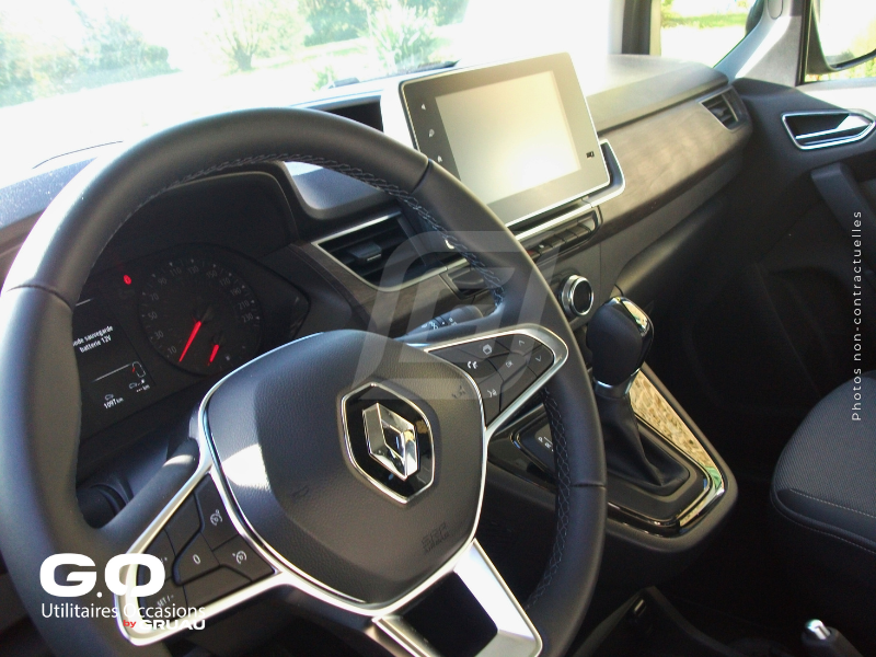 Kangoo TPMR Occasion 1 fauteuil - véhicule tpmr individuel (10)