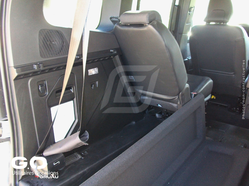 Kangoo TPMR Occasion 1 fauteuil - véhicule tpmr individuel (8)