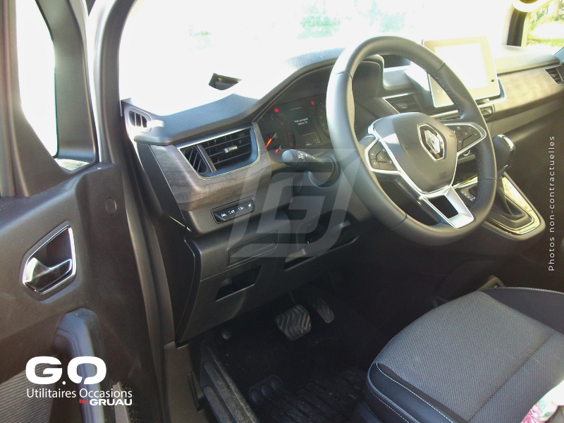 Kangoo TPMR Occasion 1 fauteuil - véhicule tpmr individuel (9)