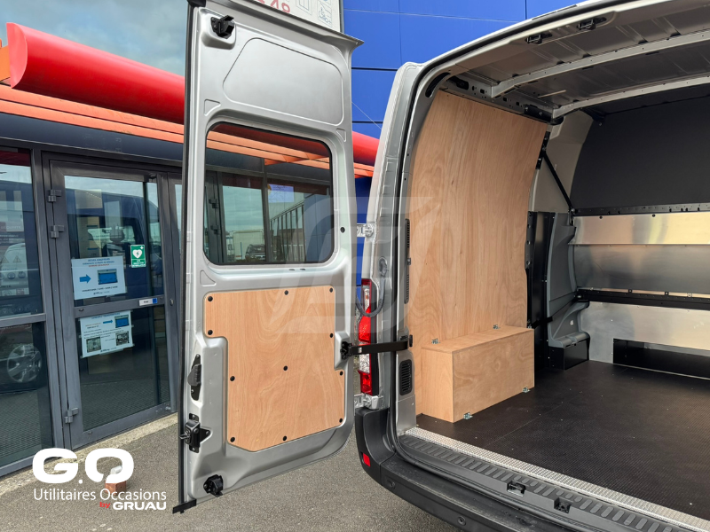 Nissan Interstar Cabine approfondie 7 places Gruau - Utilitaire 7 personnes  (19)