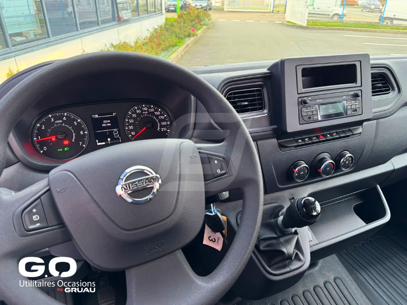 Nissan Interstar Cabine approfondie 7 places Gruau - Utilitaire 7 personnes  (30)