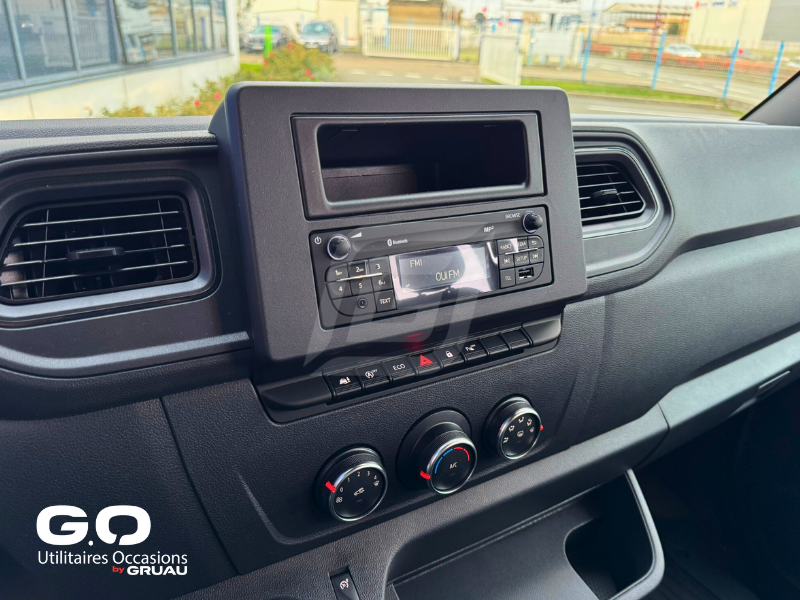 Nissan Interstar Cabine approfondie 7 places Gruau - Utilitaire 7 personnes  (32)