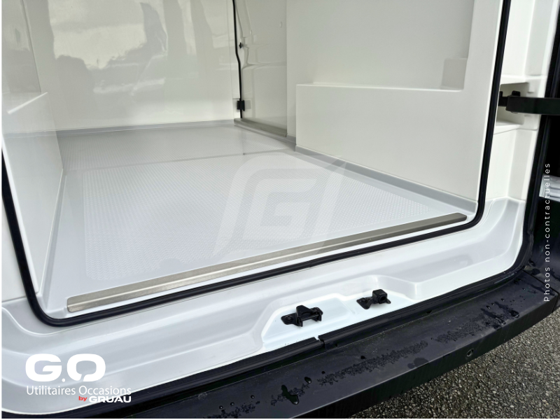 Nissan interstar frigorifique occasion FRCX Gruau Occasions (40)