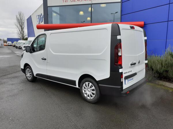 Nissan NV300 Primastar 7