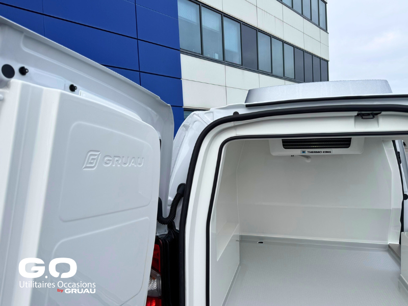 Peugeot Partner frigorifique - Fourgon frigo occasion Gruau (11)
