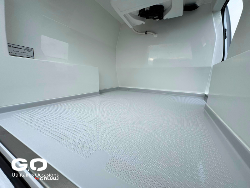 Peugeot Partner frigorifique - Fourgon frigo occasion Gruau (14)