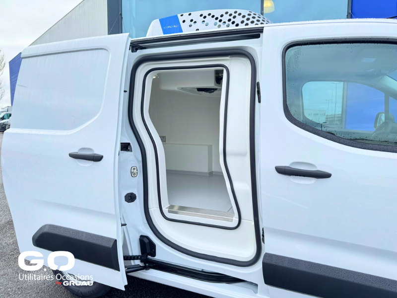 Peugeot Partner frigorifique - Fourgon frigo occasion Gruau (7)