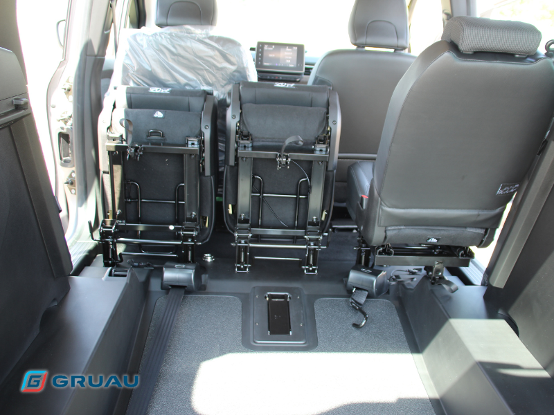 Renault Kangoo TPMR 1 fauteuil (9)