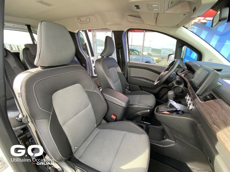 Renault Kangoo TPMR 5places Renault Group 1 fauteuil roulant (19)