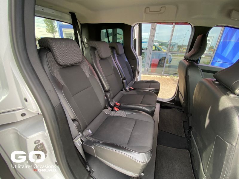 Renault Kangoo TPMR 5places Renault Group 1 fauteuil roulant (6)