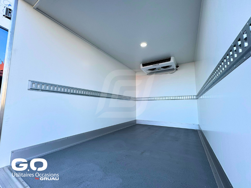 Renault Master Caisse frigorifique occasion - Camion caisse frigo occasions (17)