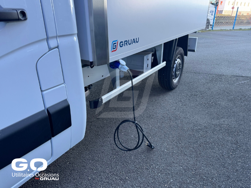 Renault Master Caisse frigorifique occasion - Camion caisse frigo occasions (21)