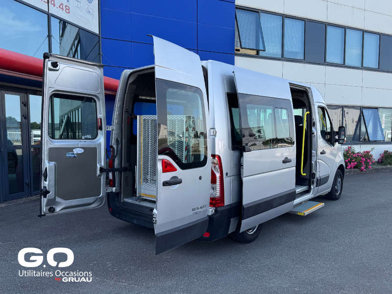 Renault Master - Véhicule TPMR Occasion 3 fauteuils (11)
