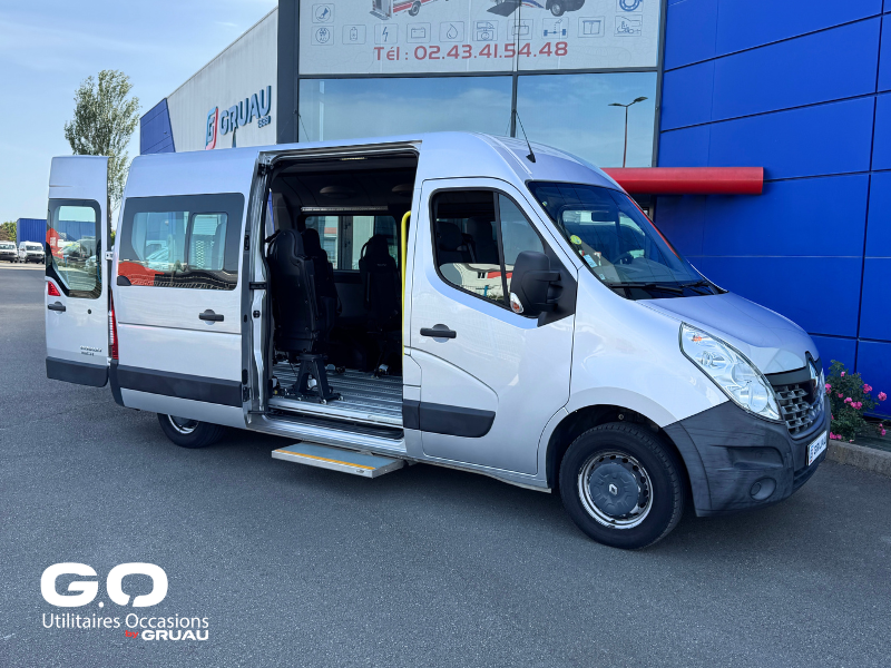 Renault Master - Véhicule TPMR Occasion 3 fauteuils (2)