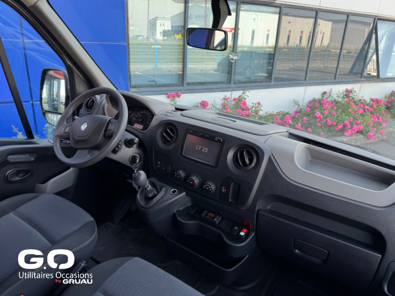 Renault Master - Véhicule TPMR Occasion 3 fauteuils (31)