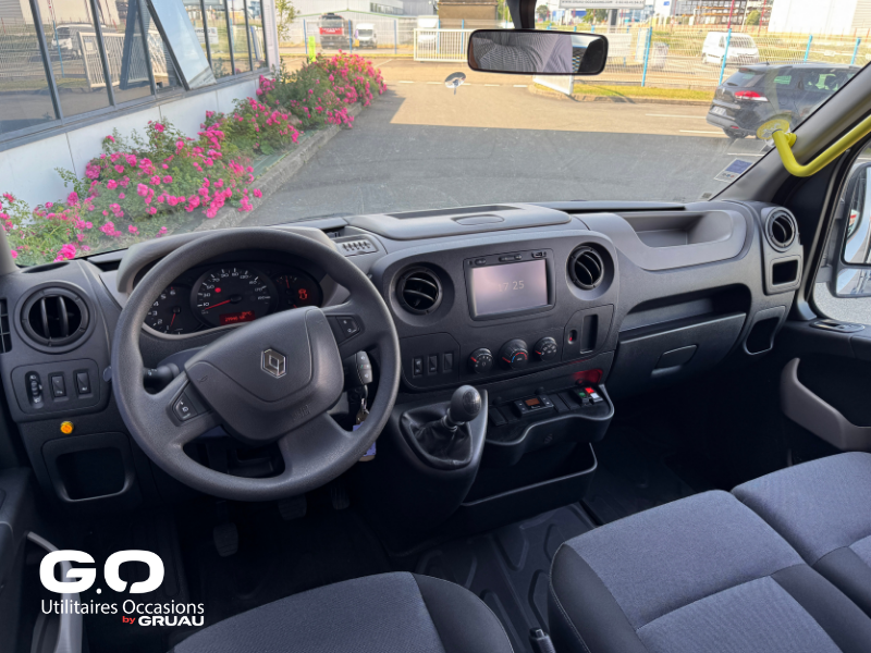 Renault Master - Véhicule TPMR Occasion 3 fauteuils (32)