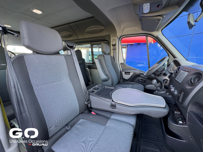 Renault Master - Véhicule TPMR Occasion 3 fauteuils (35)