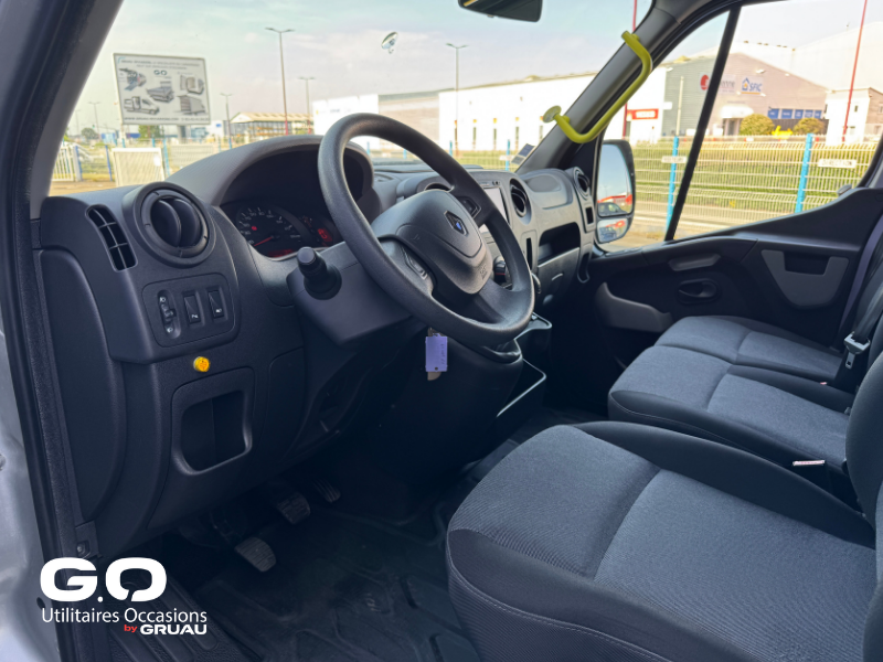 Renault Master - Véhicule TPMR Occasion 3 fauteuils (41)
