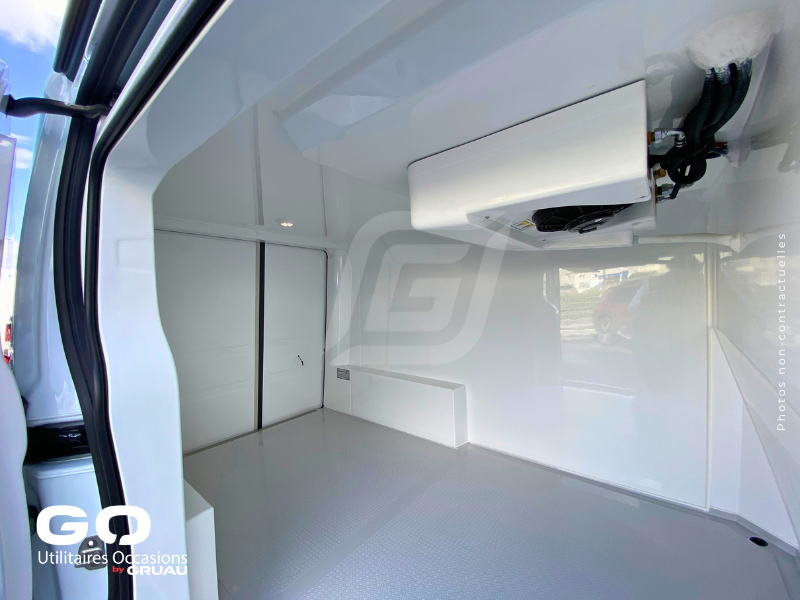 Renault trafic isotherme occasion (9)