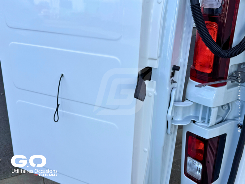Véhicule frigorifique disponible maintenant - Nissan Primastar isotherme frigorifique occasion Gruau (20)