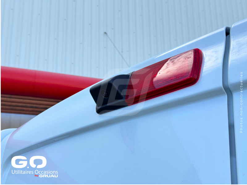 Véhicule frigorifique disponible maintenant - Nissan Primastar isotherme frigorifique occasion Gruau (23)