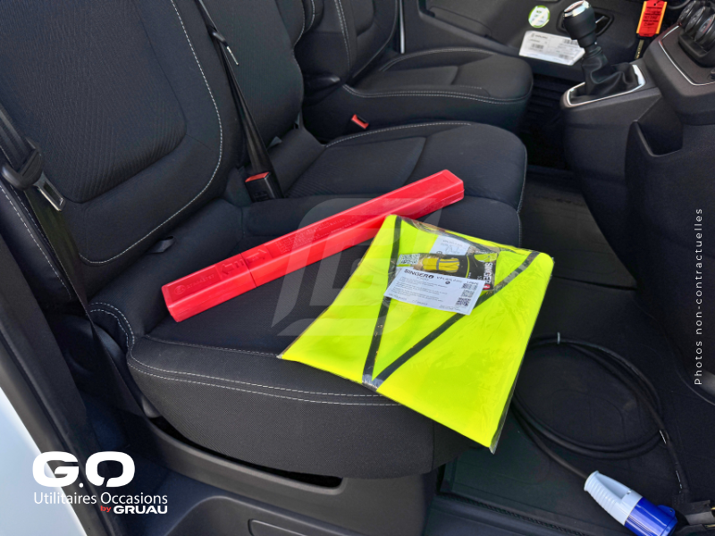 Véhicule frigorifique disponible maintenant - Nissan Primastar isotherme frigorifique occasion Gruau (36)