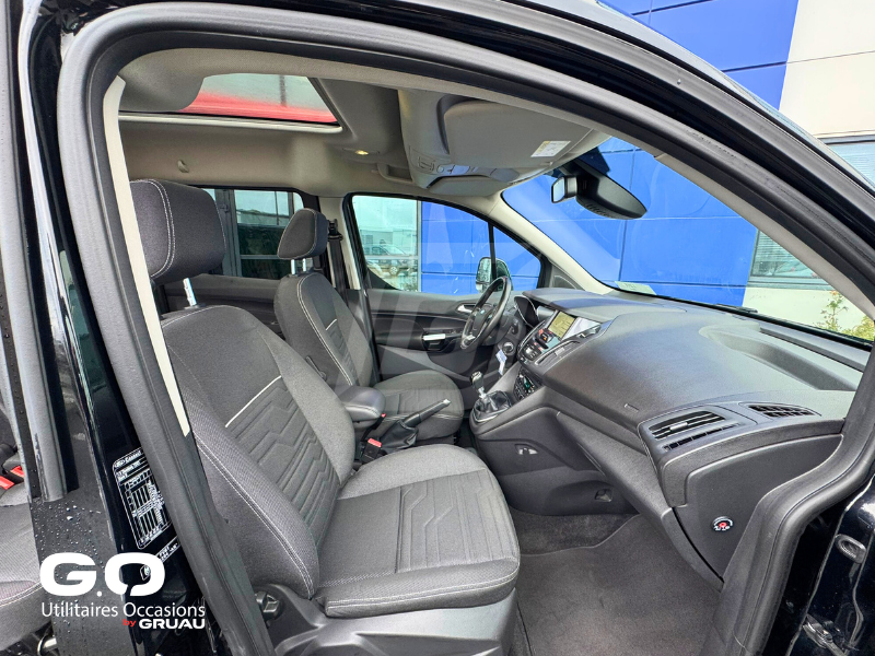 Véhicule TPMR Occasion - Ford Grand Tourneo Connect TPMR 1 fauteuil (14)