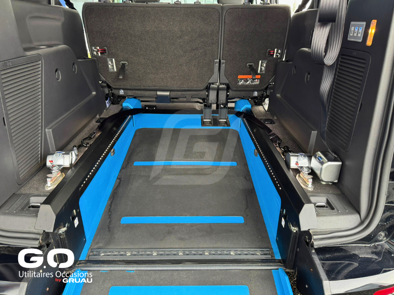 Véhicule TPMR Occasion - Ford Grand Tourneo Connect TPMR 1 fauteuil (23)