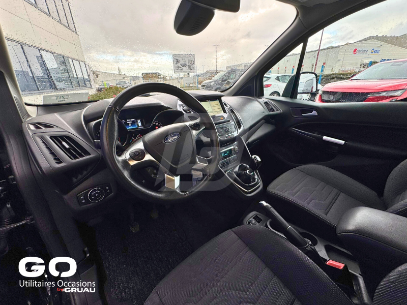 Véhicule TPMR Occasion - Ford Grand Tourneo Connect TPMR 1 fauteuil (28)