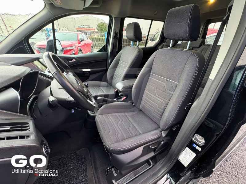 Véhicule TPMR Occasion - Ford Grand Tourneo Connect TPMR 1 fauteuil (30)